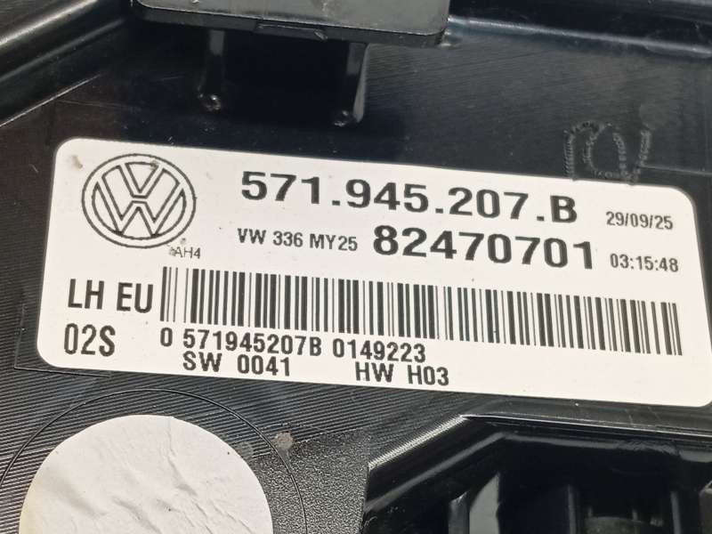 Recambio de piloto trasero izquierdo para volkswagen tiguan 2,0 tig referencia OEM IAM 571945207B  82470701 7