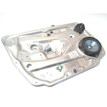 ELEVALUNAS DELANTERO IZQUIERDO A2048200142 