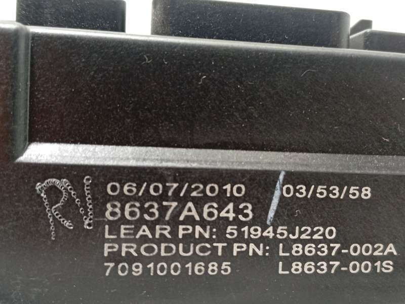 Recambio de caja reles / fusibles para mitsubishi outlander ii (cw_w) 2.2 di-d 4wd referencia OEM IAM 8637A643 4
