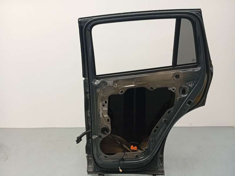 Recambio de puerta trasera derecha para volkswagen tiguan 2,0 tig referencia OEM IAM 571833056C 6