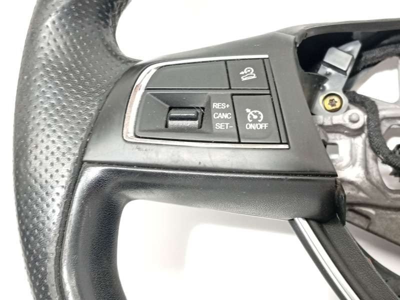 Recambio de volante para maserati levante suv (m161) 3.0 d q4 referencia OEM IAM 670089775 06700897750 3