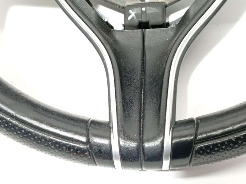 Recambio de volante para maserati levante suv (m161) 3.0 d q4 referencia OEM IAM 670089775 06700897750 4