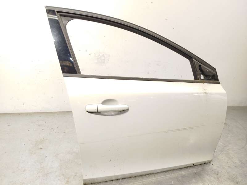 Recambio de puerta delantera derecha para volvo v40 hatchback (525) d2 referencia OEM IAM 32321019 - Blanco 2