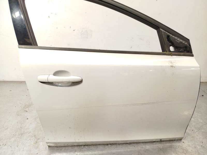 Recambio de puerta delantera derecha para volvo v40 hatchback (525) d2 referencia OEM IAM 32321019 - Blanco 4