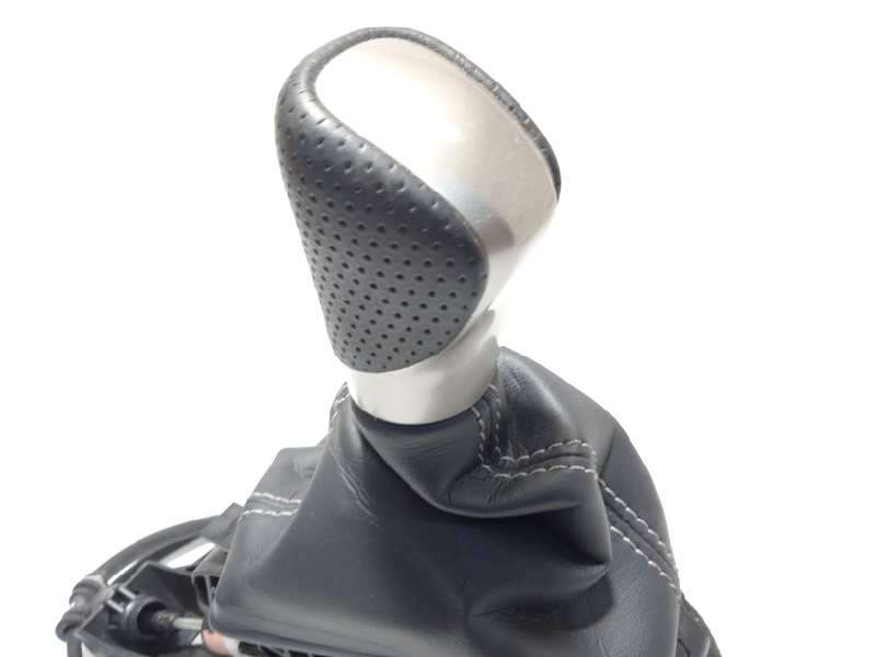 Recambio de palanca cambio para lexus rx (agl20) 450h referencia OEM IAM 3355048531  3382048380 - Negro 3