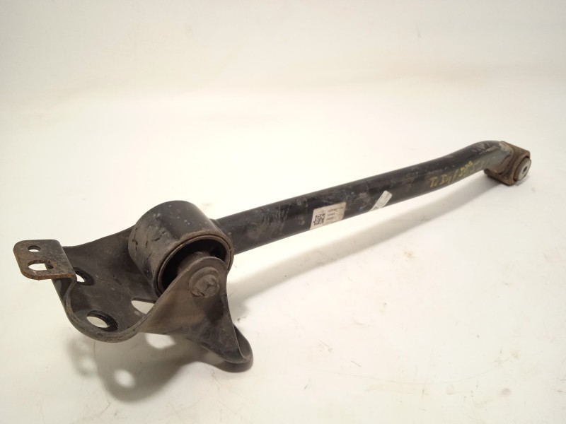 BRAZO SUSPENSION INFERIOR TRASERO IZQUIERDO P68309202AA K68309202AA 