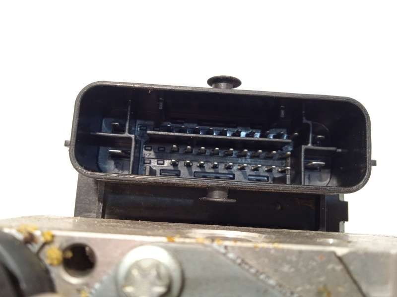 Recambio de abs para dacia duster ambiance 4x2 referencia OEM IAM 8200846463 0265800903 0265232384 4