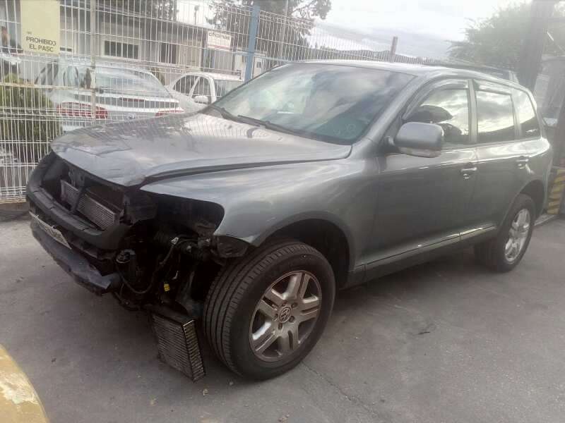 VOLKSWAGEN TOUAREG (7L6)