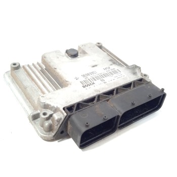 Recambio de centralita motor uce para chevrolet cruze (j300) 2.0 cdi referencia OEM IAM 96983951  0281015445