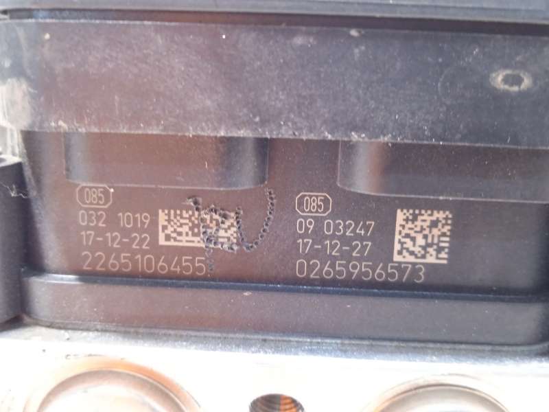 Recambio de abs para opel astra k sports tourer selective referencia OEM IAM 39120571 2265106455 269837 6