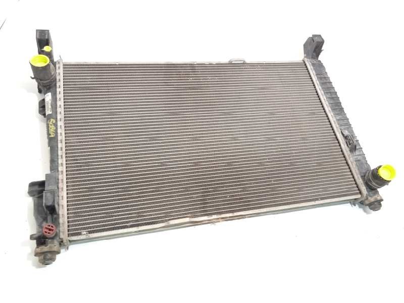 RADIADOR AGUA A1695000703 A1695001004