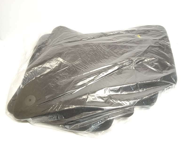 Recambio de juego alfombrillas para volkswagen t-roc advance referencia OEM IAM 2GA863011EUN - Azul 2