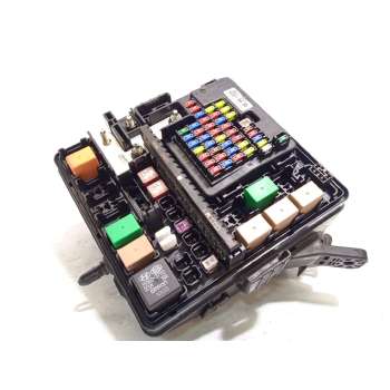 CAJA RELES / FUSIBLES 91955D9AE0 914F0F1390 