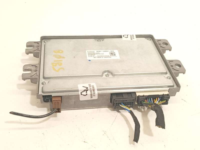 Recambio de modulo electronico para ford tourneo courier 1.0 ecoboost referencia OEM IAM R2X614G647BCD 2829384 3