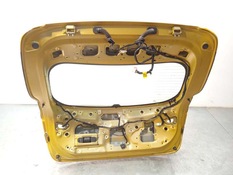 Recambio de porton trasero para kia xceed edrive phev referencia OEM IAM 73700J7800 87211J7CA0 4