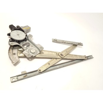 ELEVALUNAS DELANTERO DERECHO 5713A086 