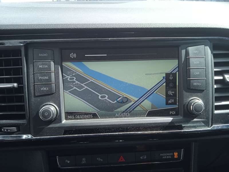 Recambio de pantalla multifuncion para seat ateca (kh7, khp) 1.5 tsi referencia OEM IAM 575919606 - Gris 8