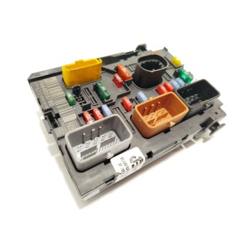 CAJA RELES / FUSIBLES 9664055780 