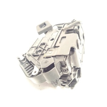 CERRADURA PUERTA TRASERA DERECHA 5TA839016L 