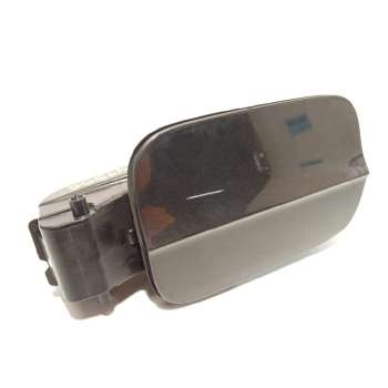 TAPA EXTERIOR COMBUSTIBLE 8V4809906 8V4809907AGRU 8V4809907A