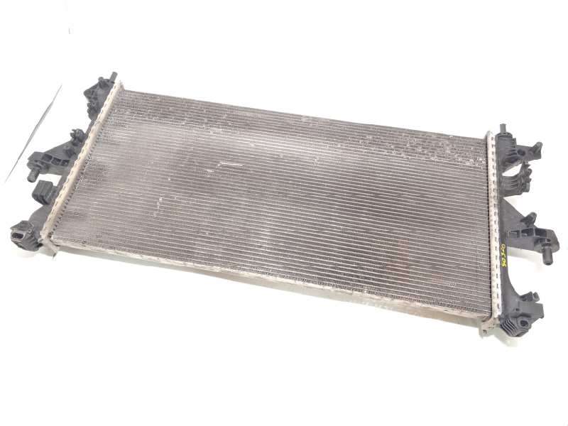 Recambio de radiador agua para peugeot boxer caja cerrada (rs3200)(330)('02) 330 m td referencia OEM IAM 1342688080 - Blanco 4