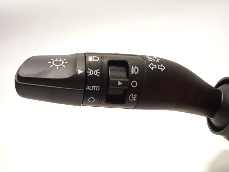 Recambio de mando intermitentes para kia rio (yb) 1.0 tgdi cat referencia OEM IAM 93404D4962 - Rojo 2
