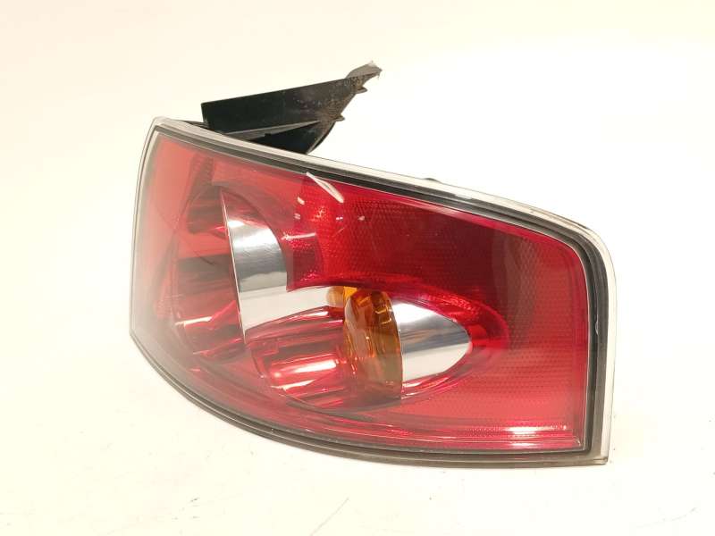 Recambio de piloto trasero derecho para seat ibiza iii (6l1) 1.9 tdi referencia OEM IAM 6L6945112 6L6945096A 2