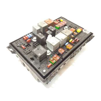 CAJA RELES / FUSIBLES 13343980 1110079AA