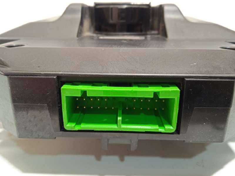 Recambio de mando multifuncion para volvo v40 cross country 2.0 diesel cat referencia OEM IAM 31398643 - Blanco 3