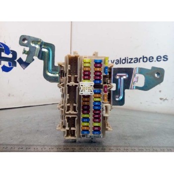 CAJA RELES / FUSIBLES C65257C21 4CL0B