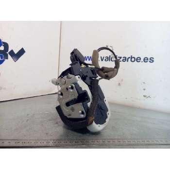 CERRADURA PUERTA TRASERA DERECHA 825006FR0A 