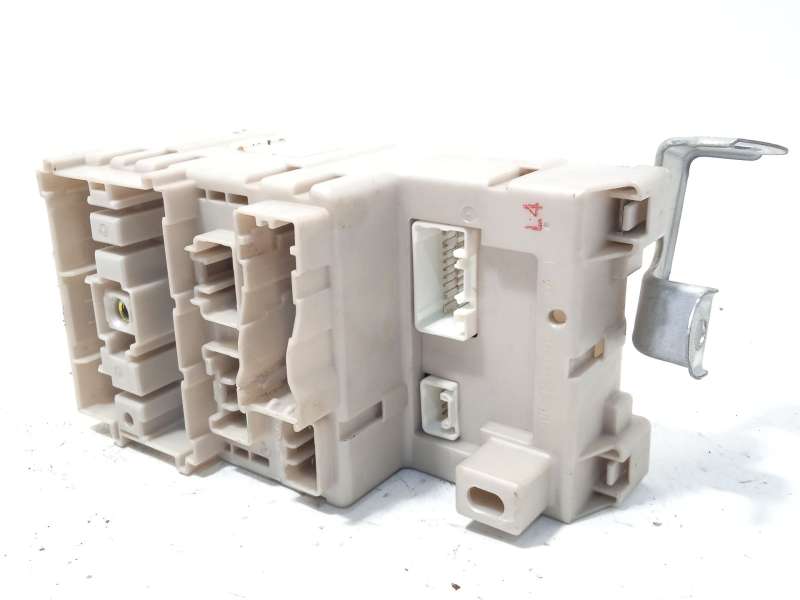 Recambio de caja reles / fusibles para toyota rav 4 ii (_a2_) 2.0 4wd (aca21, aca20) referencia OEM IAM 8273342080 - Plata 2