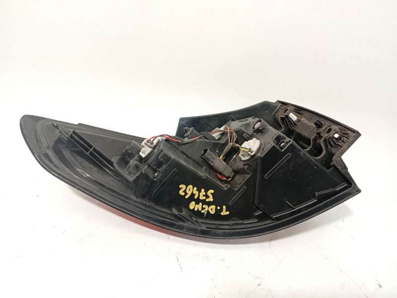 Recambio de piloto trasero derecho para opel zafira tourer c (p12) 2.0 cdti (75) referencia OEM IAM 13278785 13386604 - Negro 5
