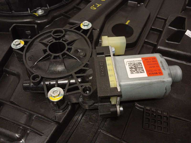 Recambio de elevalunas trasero derecho para kia xceed edrive phev referencia OEM IAM 83480J7300  83460J7000 2