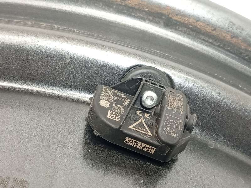 Recambio de llanta para ford kuga iii (dfk) 2.5 duratec plug-in-hybrid referencia OEM IAM PV4CC2A PV4C1007C2A 2718981 6