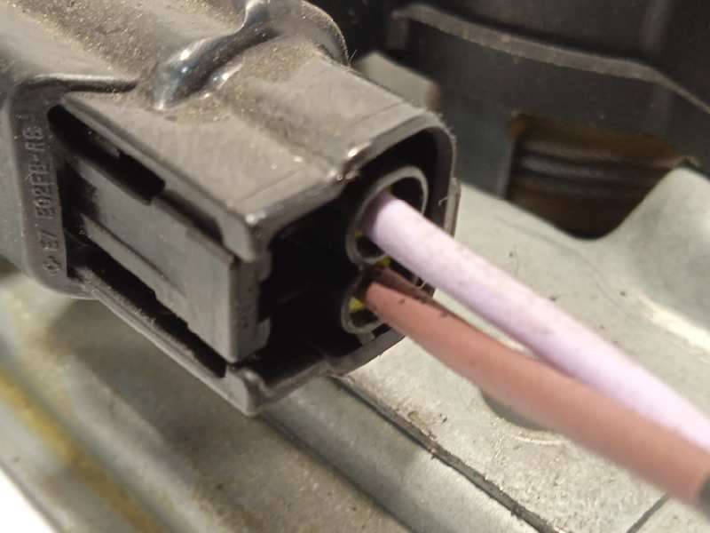 Recambio de elevalunas trasero izquierdo para renault captur life referencia OEM IAM 827012973R 4