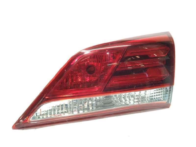 PILOTO TRASERO DERECHO INTERIOR 924043Z600 