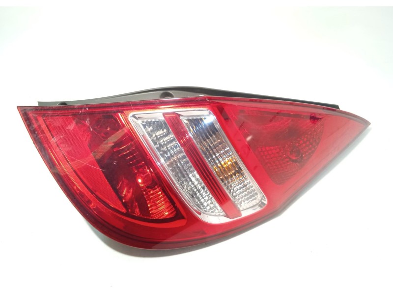 PILOTO TRASERO DERECHO 924022R0 924022R000 