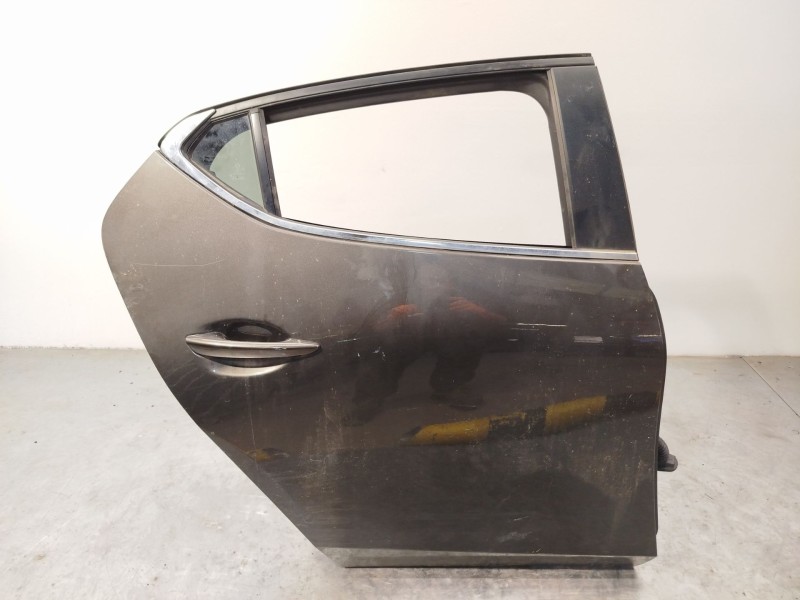 PUERTA TRASERA DERECHA BCY07202XE 