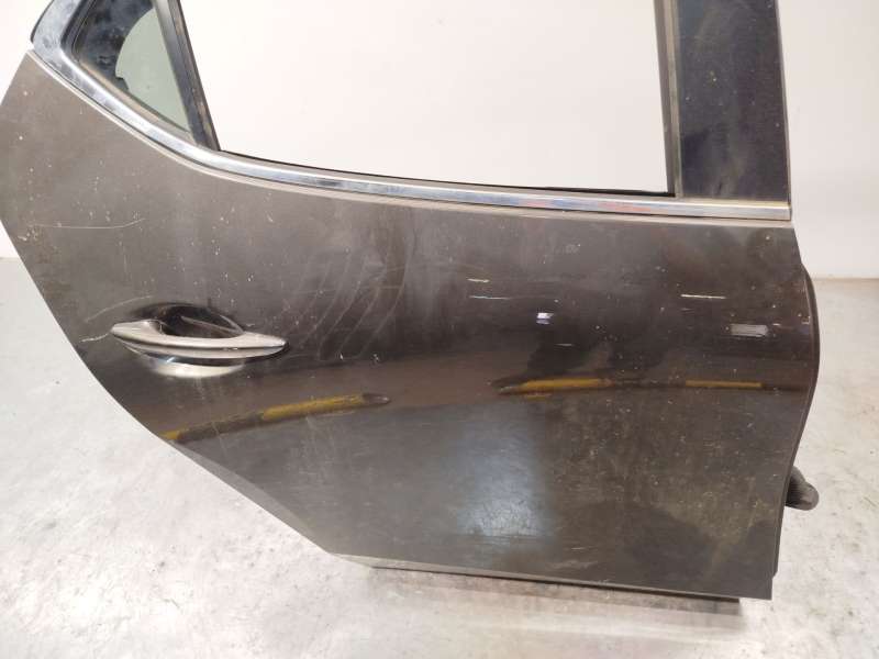 Recambio de puerta trasera derecha para mazda 3 hatchback (bp) 2.0 skyactiv-g m hybrid referencia OEM IAM BCY07202XE - Gris 4