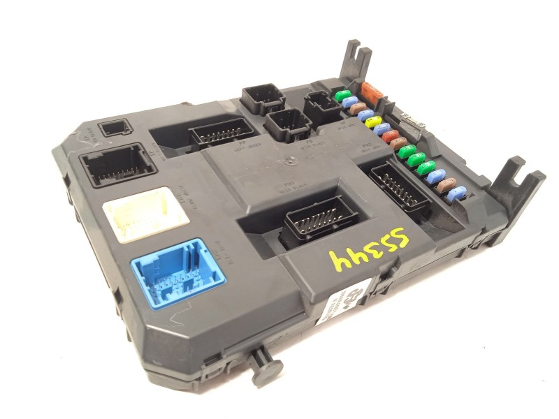 CAJA RELES / FUSIBLES 9666952280 1663371380 