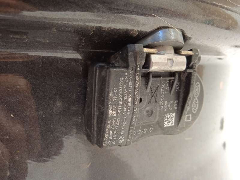 Recambio de llanta para kia sportage 1.6 cat referencia OEM IAM 52910F1250 - Azul 9