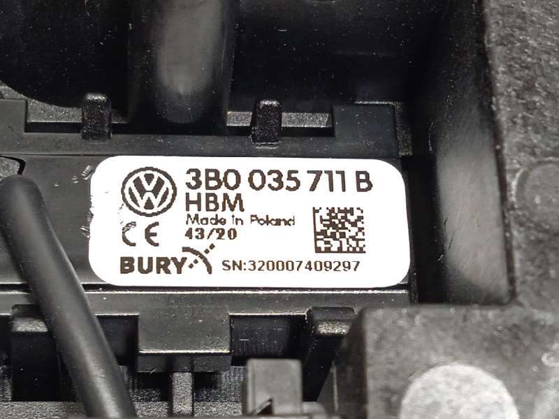 Recambio de luz interior para volkswagen t-roc advance referencia OEM IAM 5GM035624QJC  3B0035711B - Azul 5