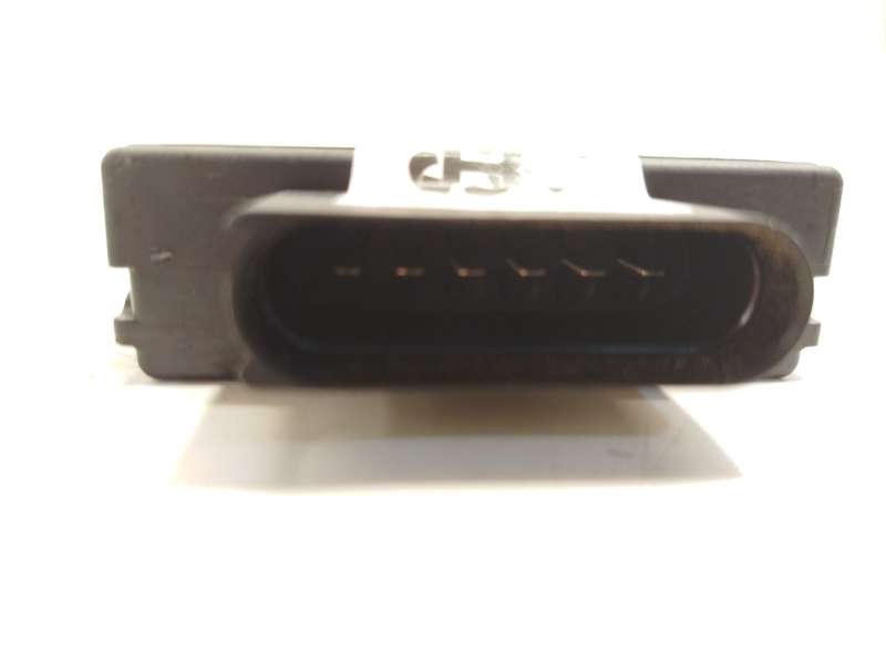 Recambio de modulo electronico para audi a4 b9 avant (8w5, 8wd) 30 tdi mild hybrid referencia OEM IAM 4K0906121C - Negro 3