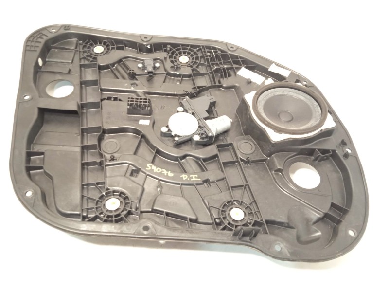 ELEVALUNAS DELANTERO IZQUIERDO 82470A4260 82450A4010 