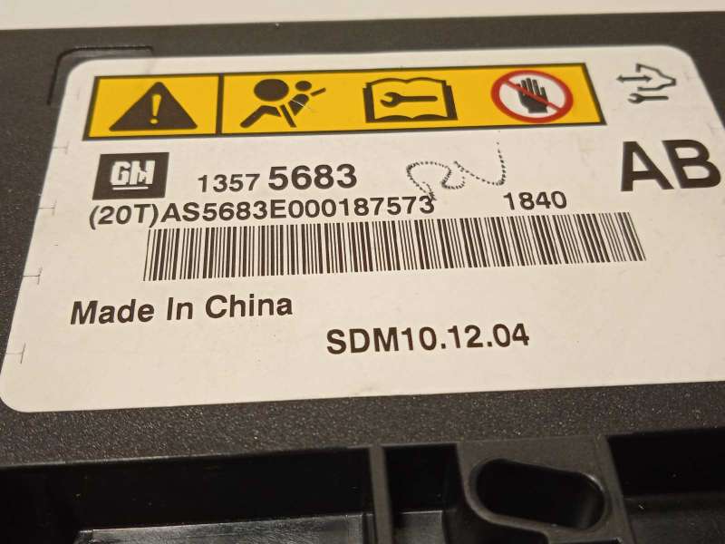 Recambio de centralita airbag para opel astra j lim. sport referencia OEM IAM 13575683 - Azul 4