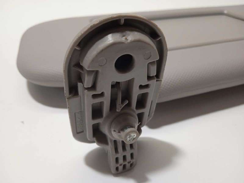 Recambio de parasol derecho para kia xceed edrive phev referencia OEM IAM 85220J7000ED 4