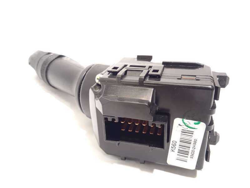 Recambio de mando limpia para hyundai i30 (gd) classic referencia OEM IAM 934202K560 - Blanco 2