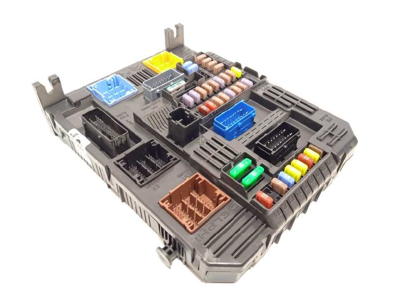 CAJA RELES / FUSIBLES 9819851280 1629087180 1669610080