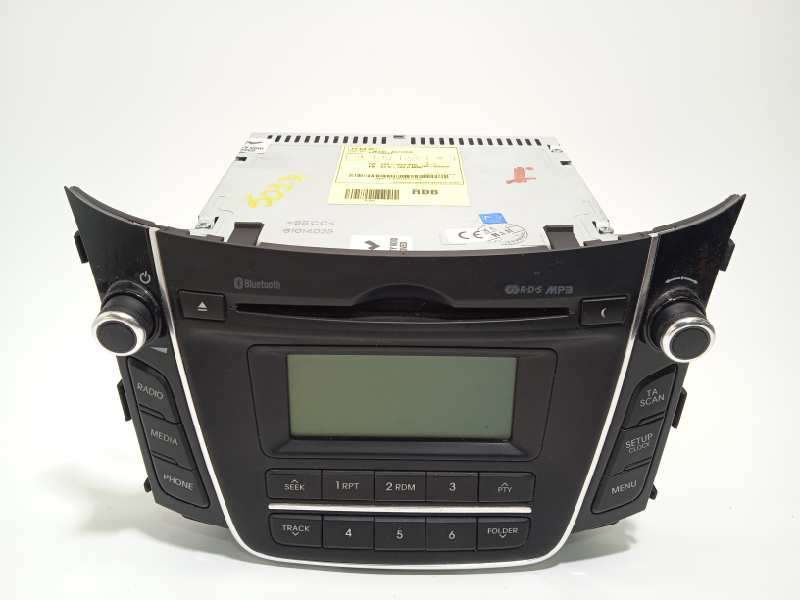 Recambio de sistema audio / radio cd para hyundai i30 (gd) classic referencia OEM IAM 96170A6210GU  AC110A6EE - Blanco 3